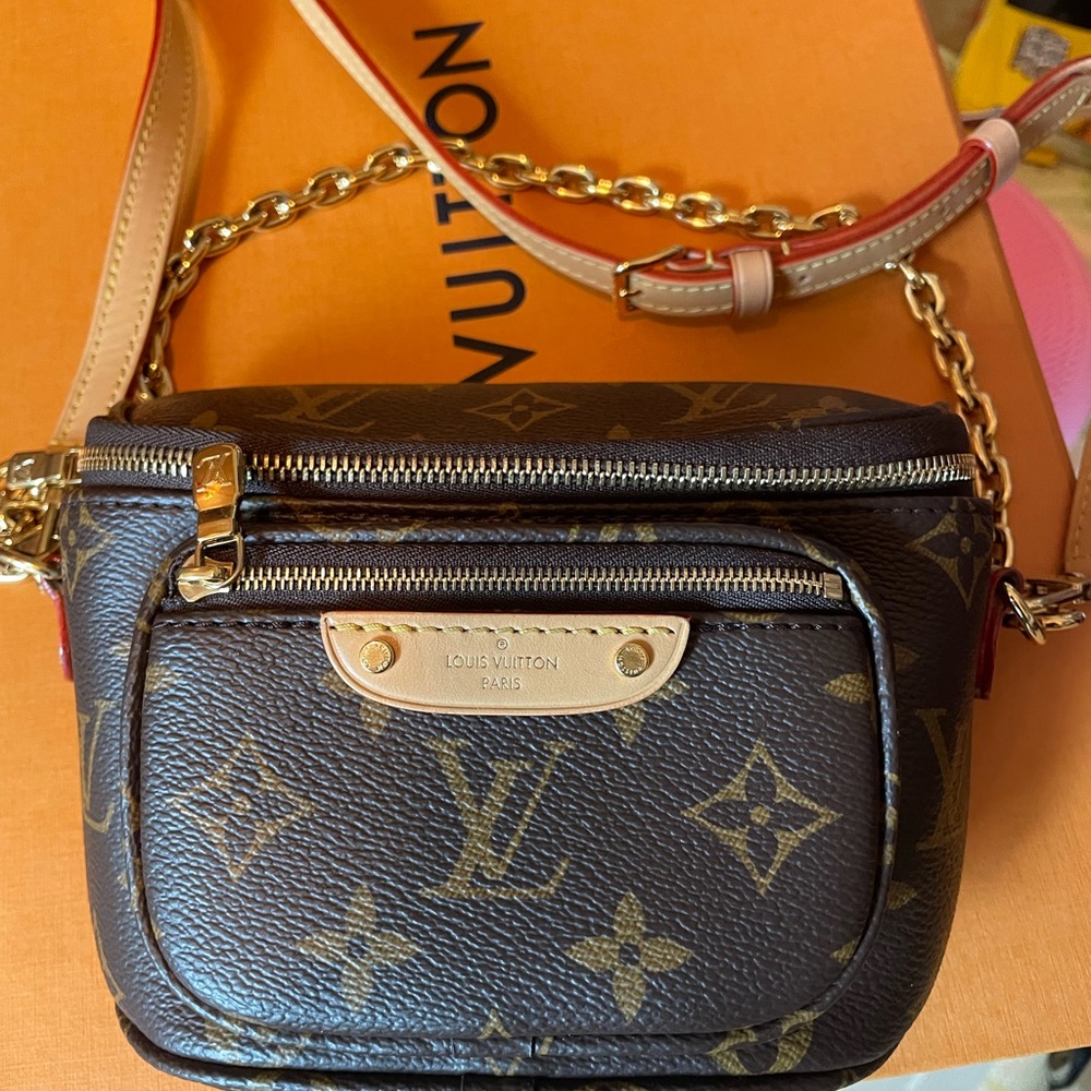 Louis Vuitton Monogram Crossbody with Gold Chain